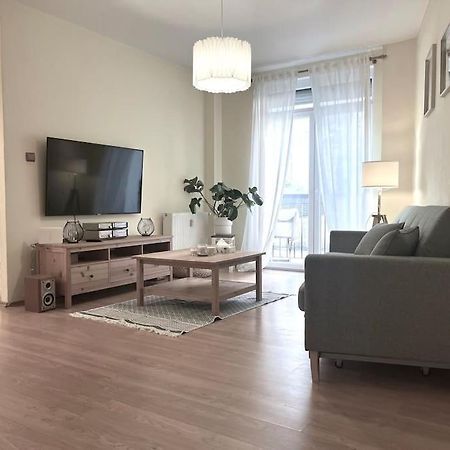 Home In The Heart Of The City Bratislava Bagian luar foto